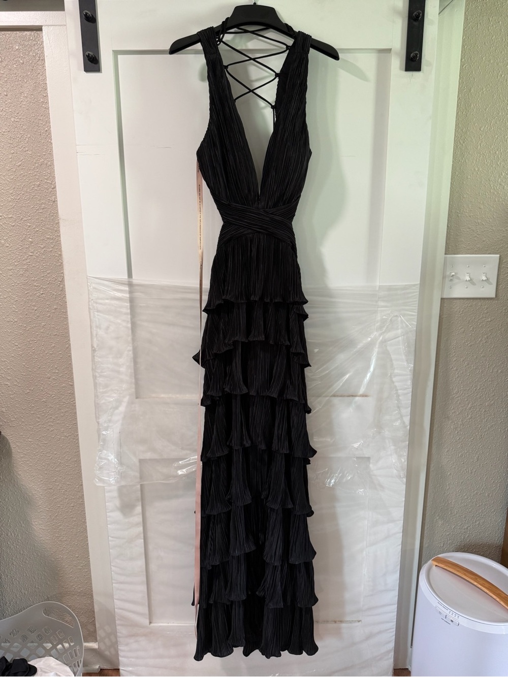 Lulu's Black Plunging Lace-Up Ruffled Maxi Dress